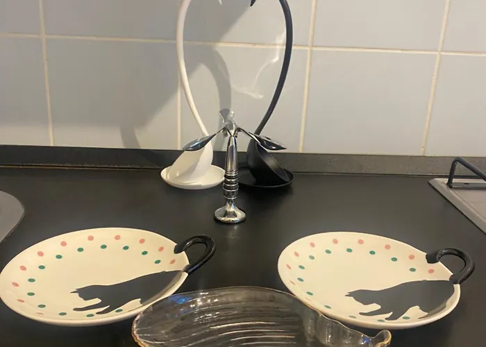 Sweet Spot Quiet Couple's 2min Metro Apartamento Budapest