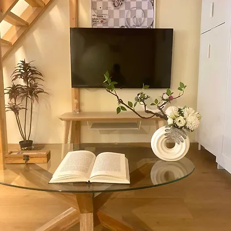 Quiet Cozy Center 2min Metro Sweetspot * Budapest