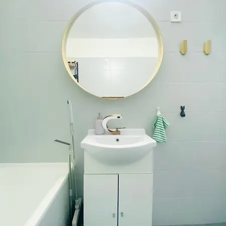 Sweet Spot-ac, Near Metro, Free Wifi, Centre Apartman *